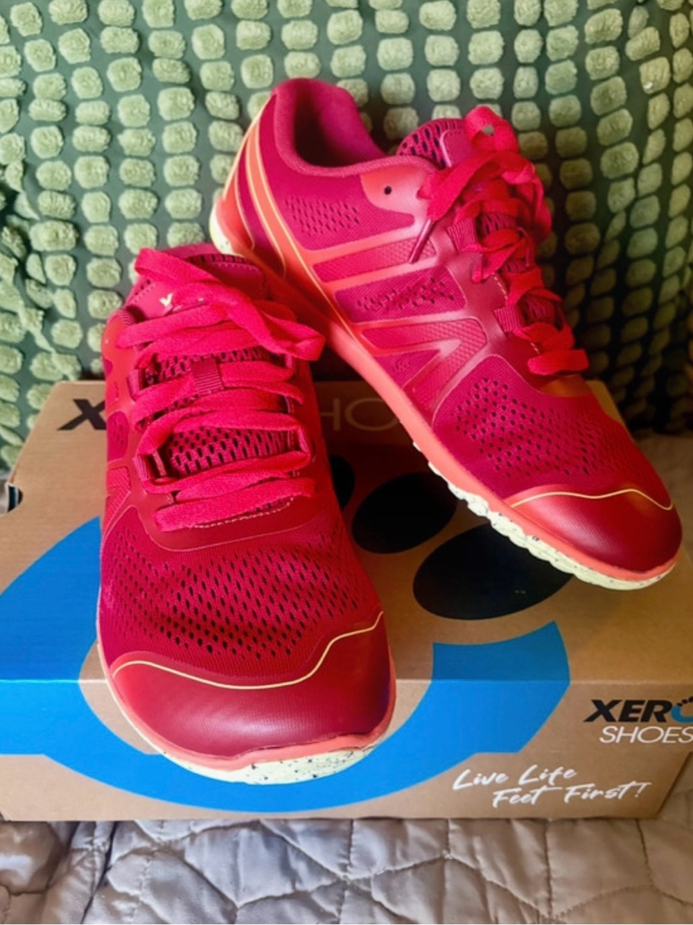 Men's Xero Shoes HFS II 9.5 Salsa Red Barefoot Running Shoes NIB